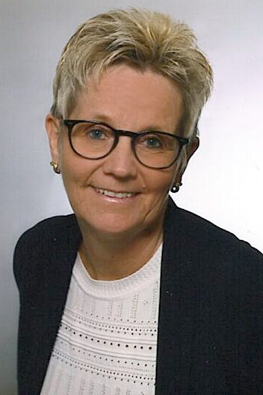 Cornelia Schmitt